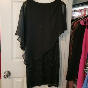 Sleeve less black dress